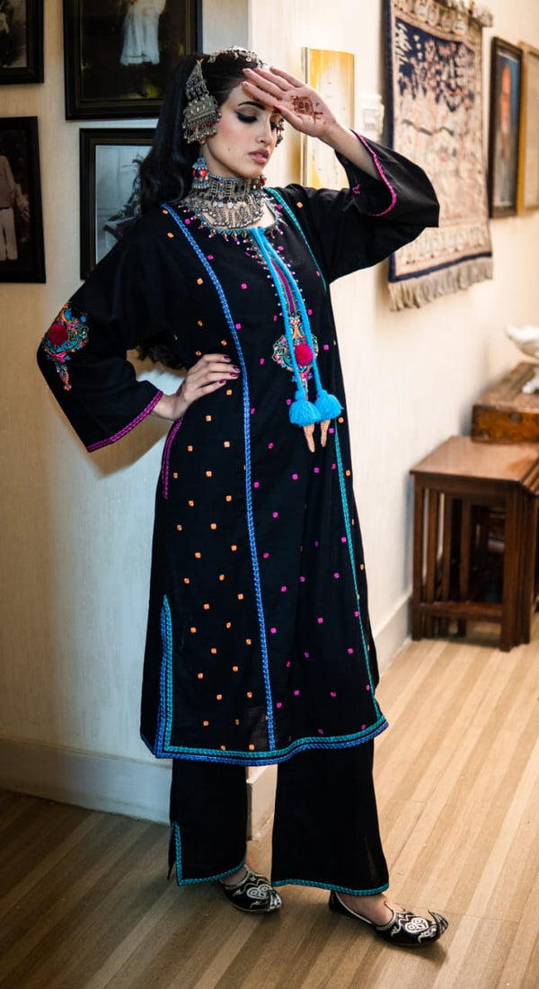 JAAN GUL